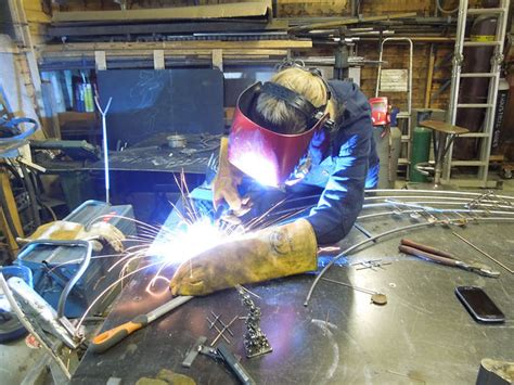 metal fabrication classes maryland|metal sculpting classes near me.